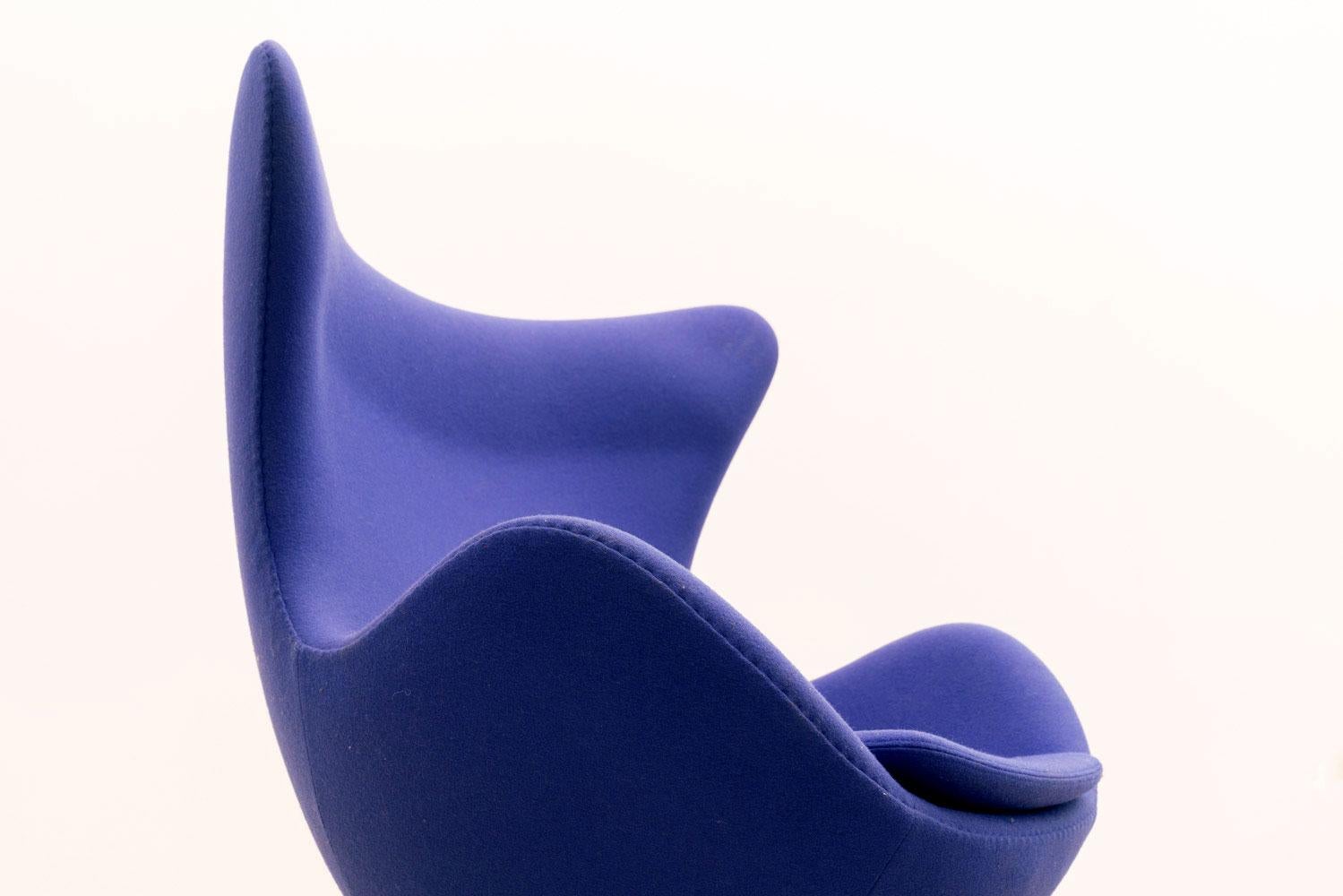 Eierstuhl von Arne Jacobsen für Fritz Hansen, 2014 (Aluminium) im Angebot