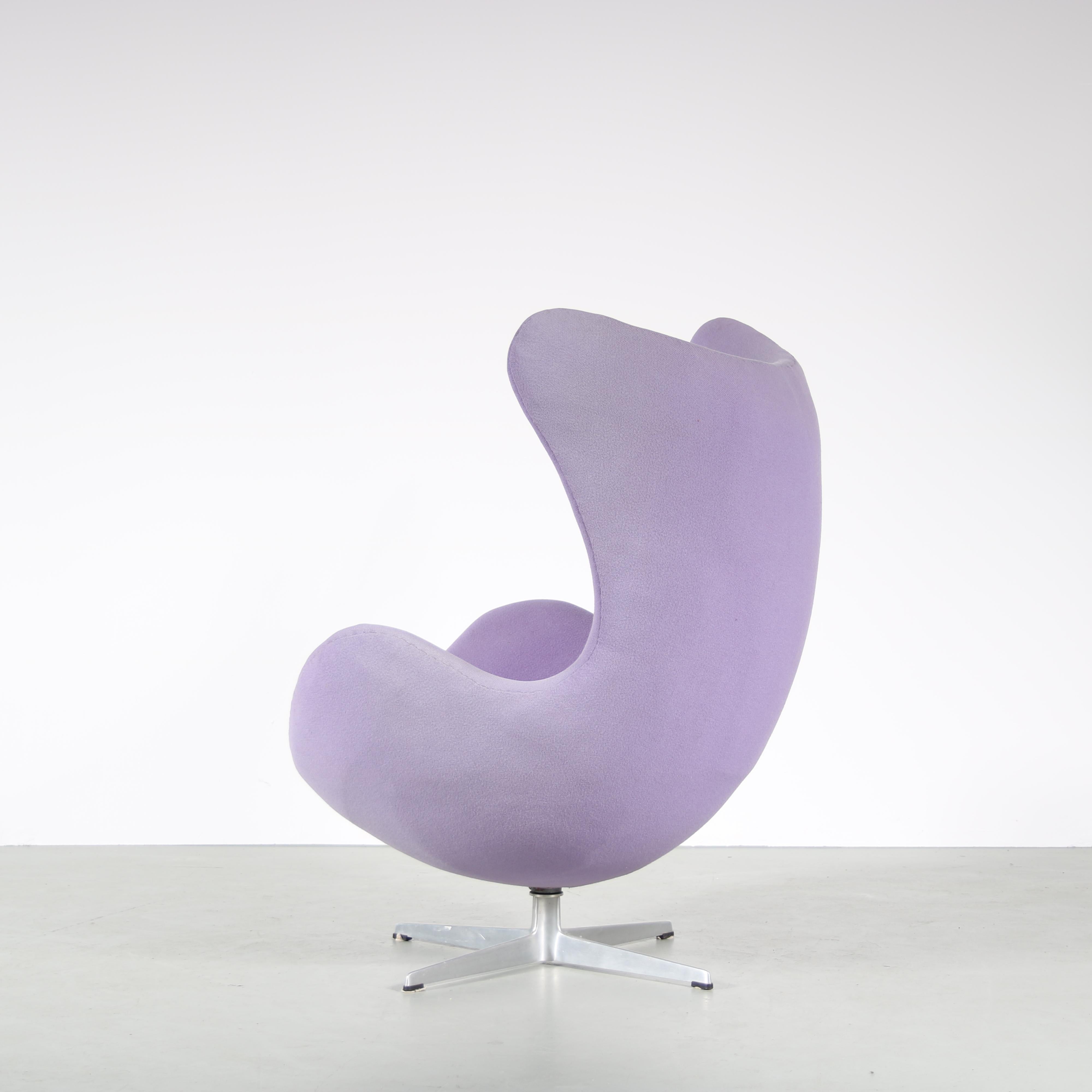 Mid-20th Century “Egg” Chair by Arne Jacobsen for Fritz Hansen, Denmark 1960
