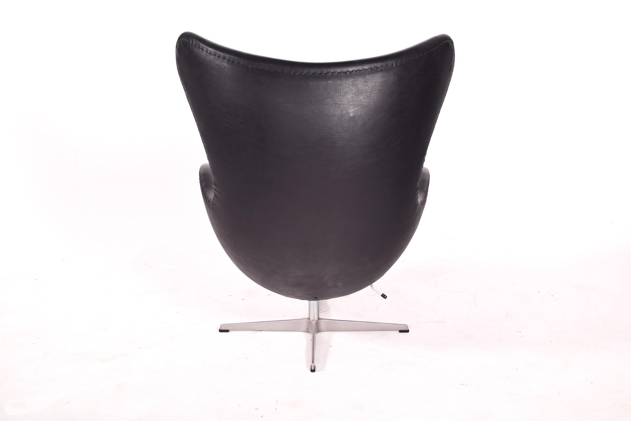 Aluminum Egg Chair by Arne Jacobsen for Fritz Hansen, Denmark For Sale