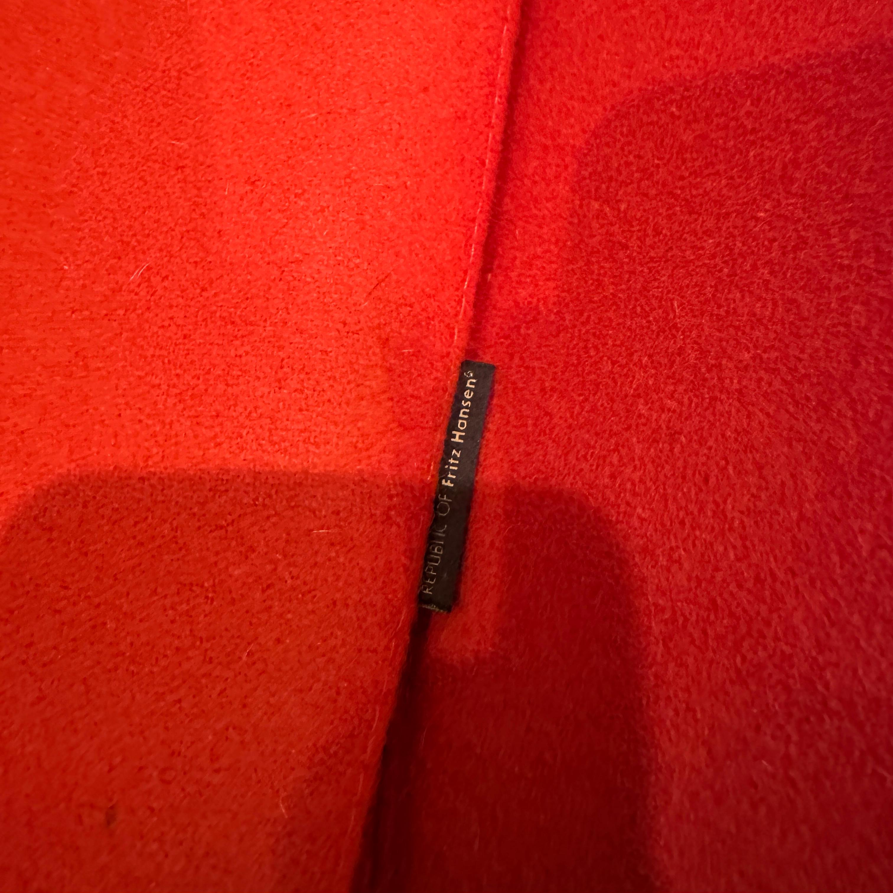 XXI secolo e contemporaneo Sedia Egg di Arne Jacobsen per Fritz Hansen in vendita