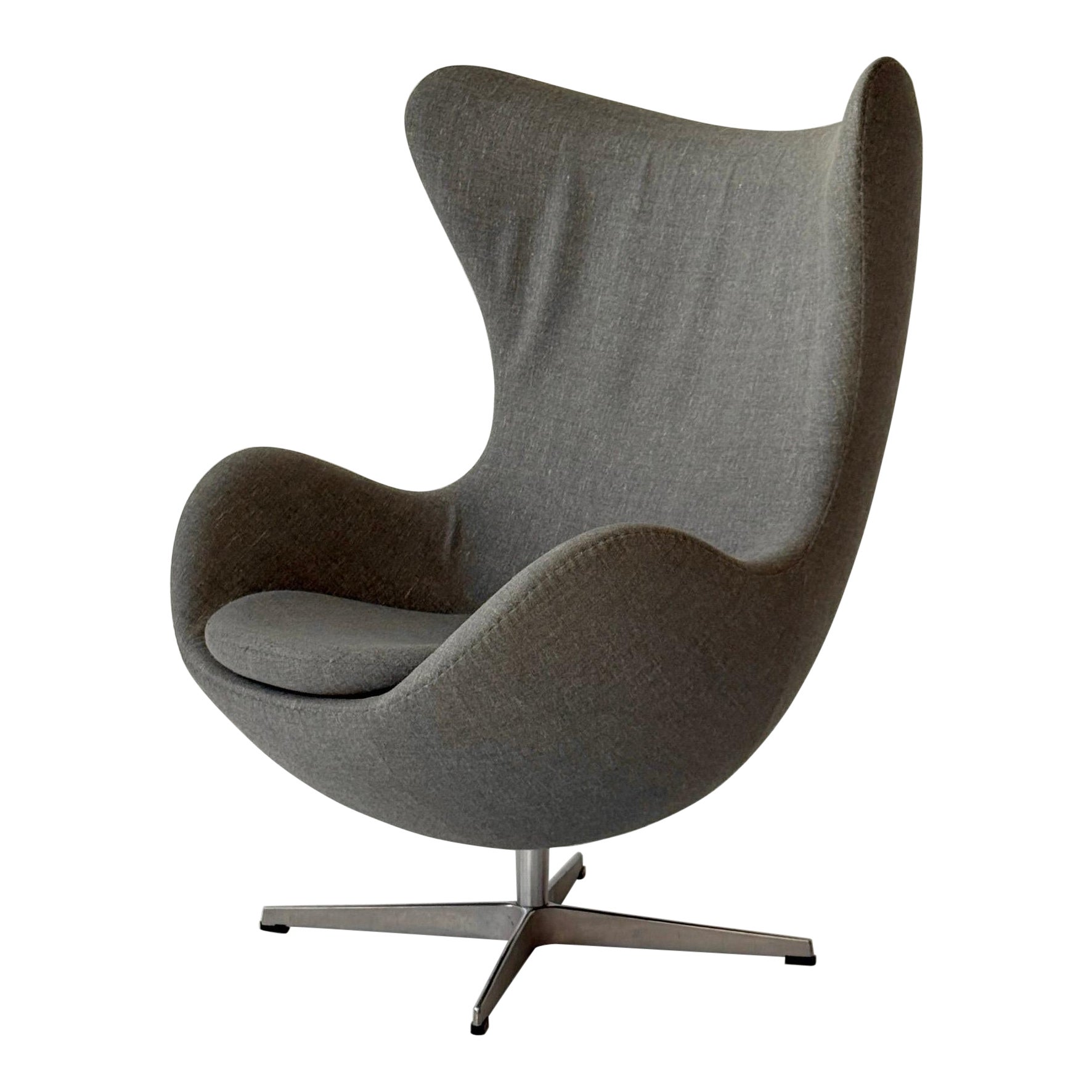 Sedia Egg di Arne Jacobsen per Fritz Hansen
