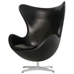 Used Egg Chair by Arne Jacobson for Fritz Hansen in Black Elegance Leather with Tilt