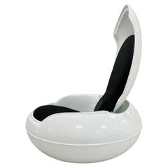 Egg chair by Peter Ghyczy in fiberglass and synthetic leather 1970