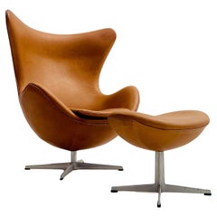 'Egg Chair' + Ottoman by Arne Jacobsen for Fritz Hansen
