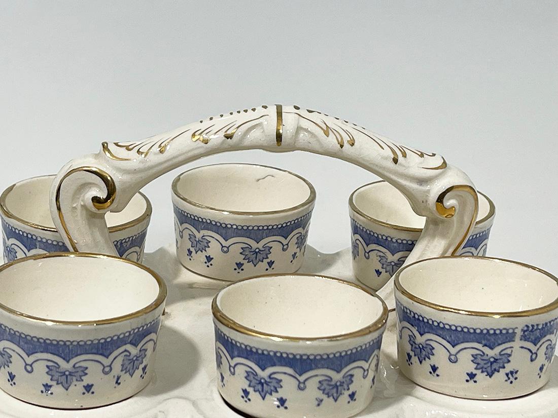 Hueveras en soporte de Franz Anton Mehlem, Alemania, hacia 1890 siglo XIX en venta