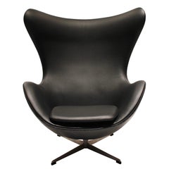 Egg, Model 3316, Black Leather by Arne Jacobsen and Fritz Hansen, 1960s