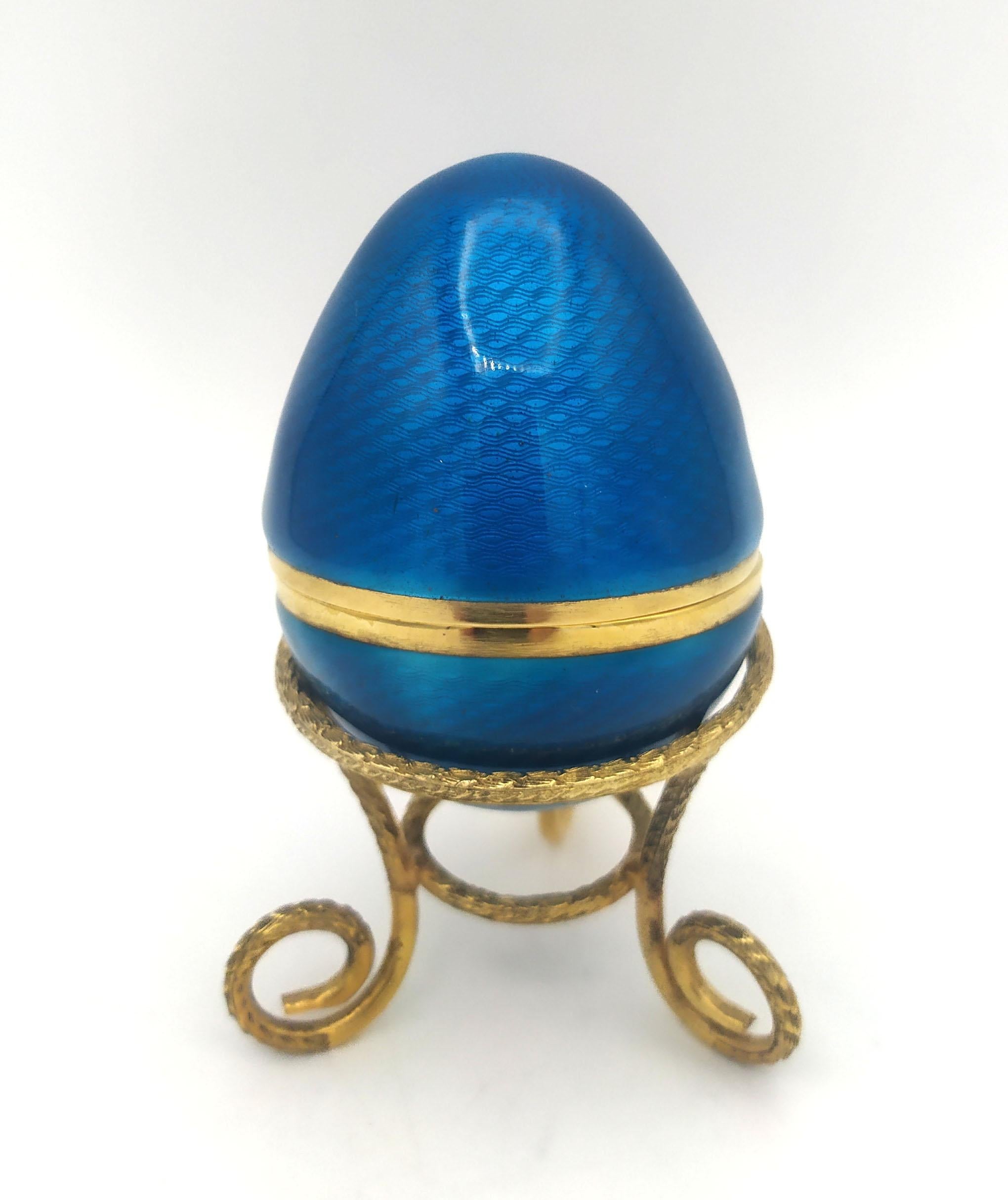 Empire Egg Navy Blue enamel with tripod Sterling Silver Salimbeni For Sale