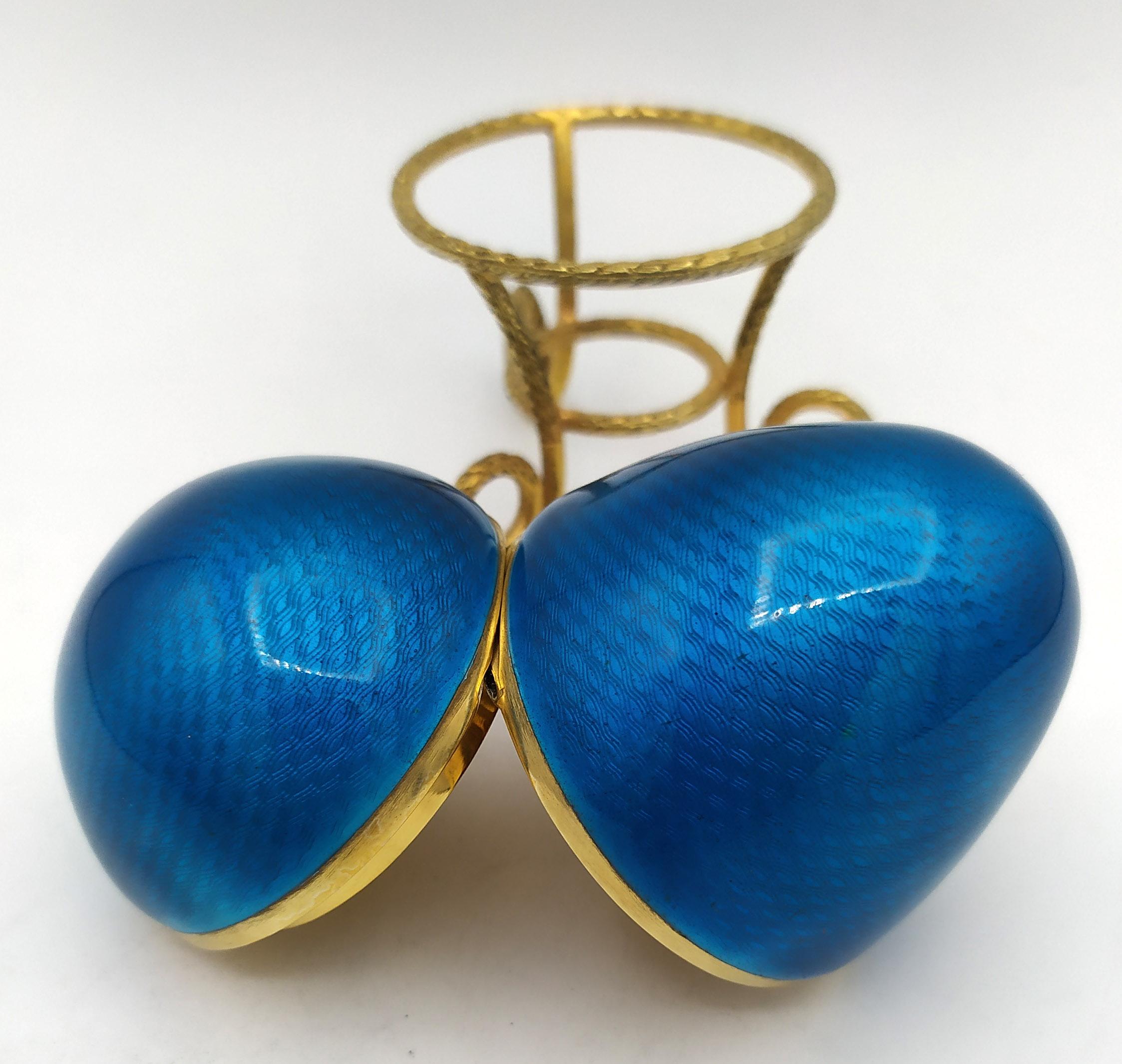 Italian Egg Navy Blue enamel with tripod Sterling Silver Salimbeni For Sale