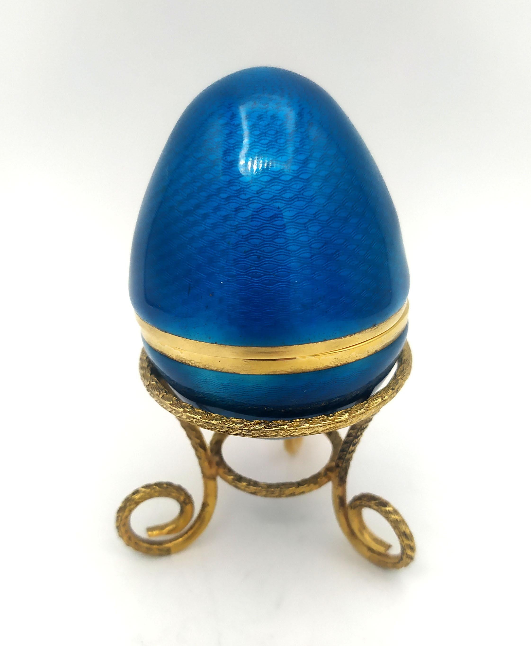Egg Navy Blue enamel with tripod Sterling Silver Salimbeni In Excellent Condition For Sale In Firenze, FI