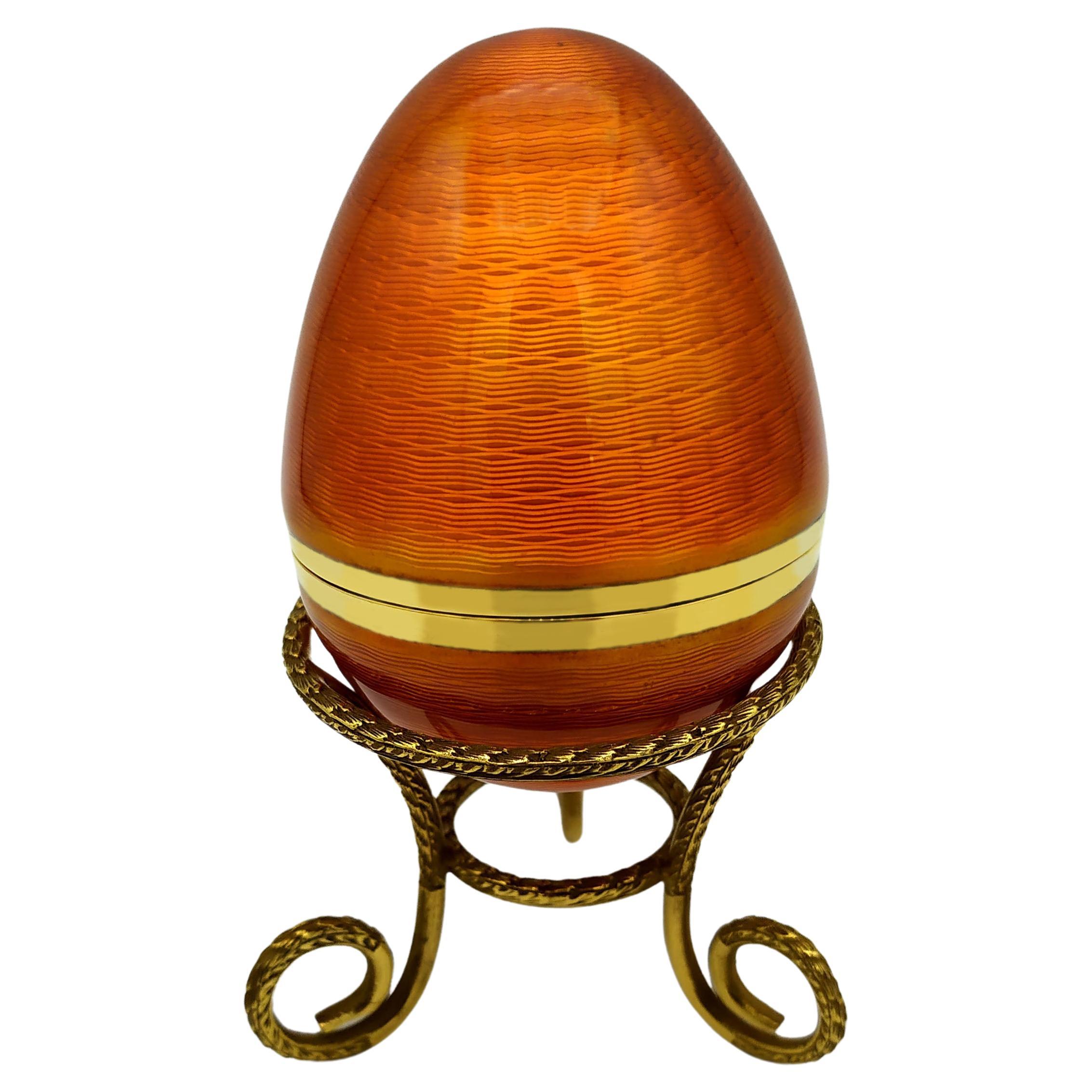 Egg on Tripod hand painted Sterling Silver Enamel on Guillochè Salimbeni