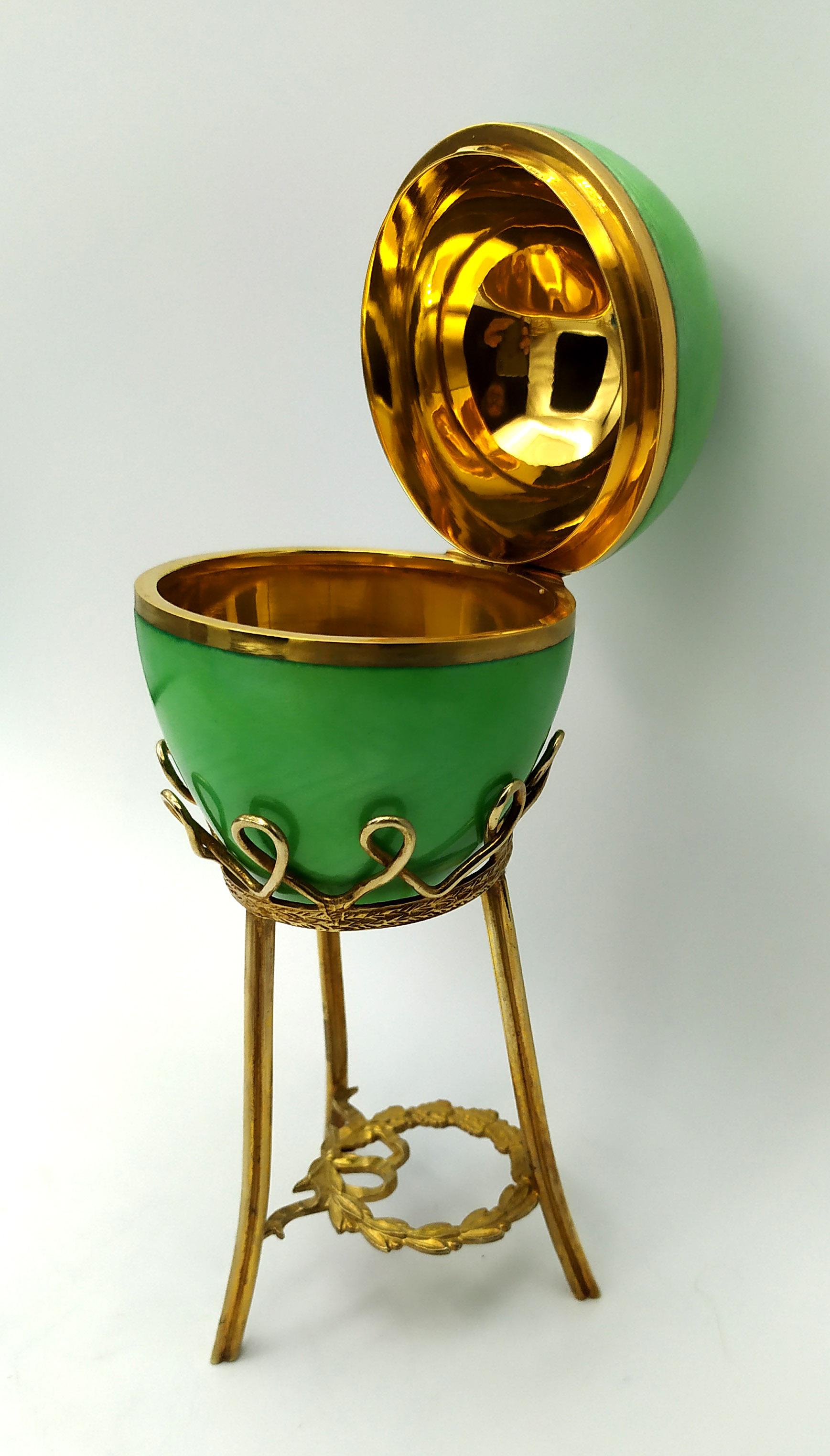Italian Egg Russian Empire style enamel with tall tripod Sterling Silver Salimbeni  For Sale