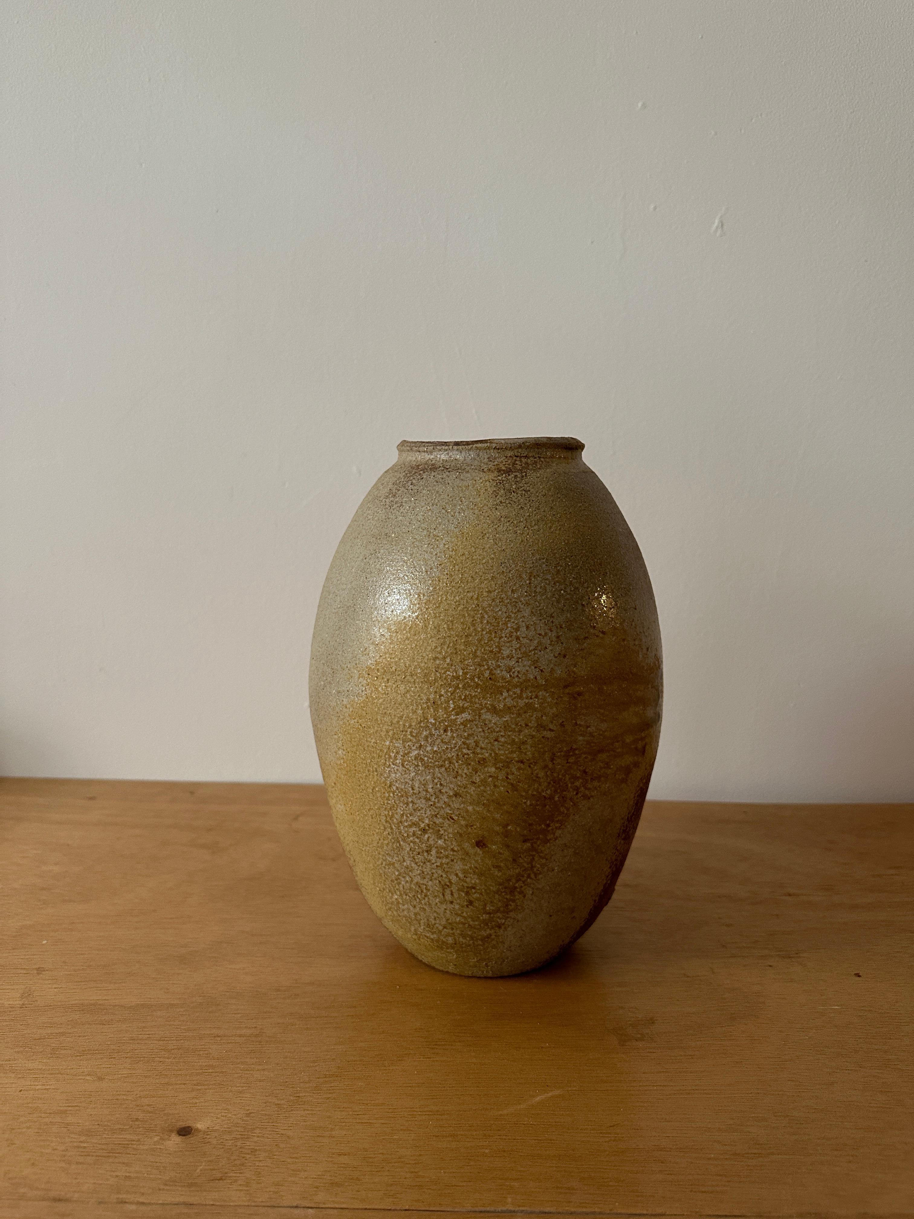 English Egg shaped ceramic vase For Sale