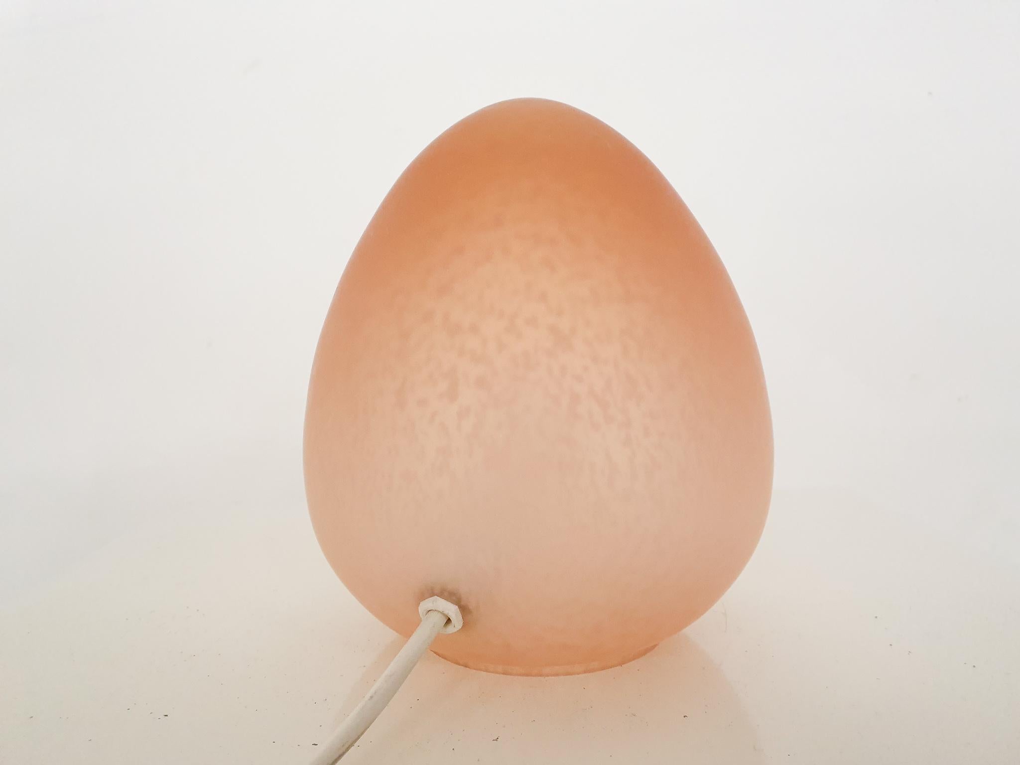 Mid-Century Modern Egg Shaped Glass Table Light, 1970's For Sale