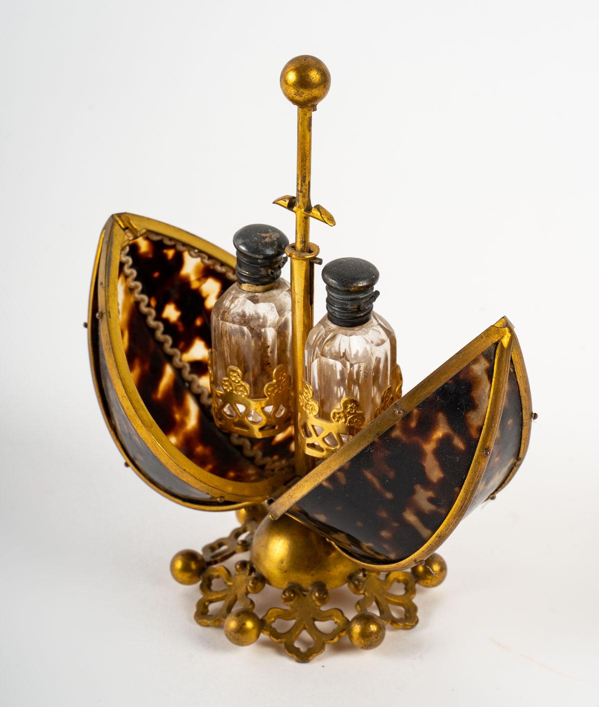 European Egg-Shaped Showcase in Tortoise Shell