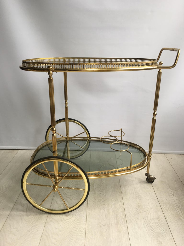 Egg Shaped Vintage Brass Drinks Trolley Bar Cart In Good Condition For Sale In Copthorne, GB