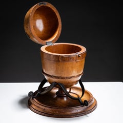 Eiförmige Holzschachtel von Maison Alphonse Giroux, Paris, 2. Hälfte des 19. Jahrhunderts.