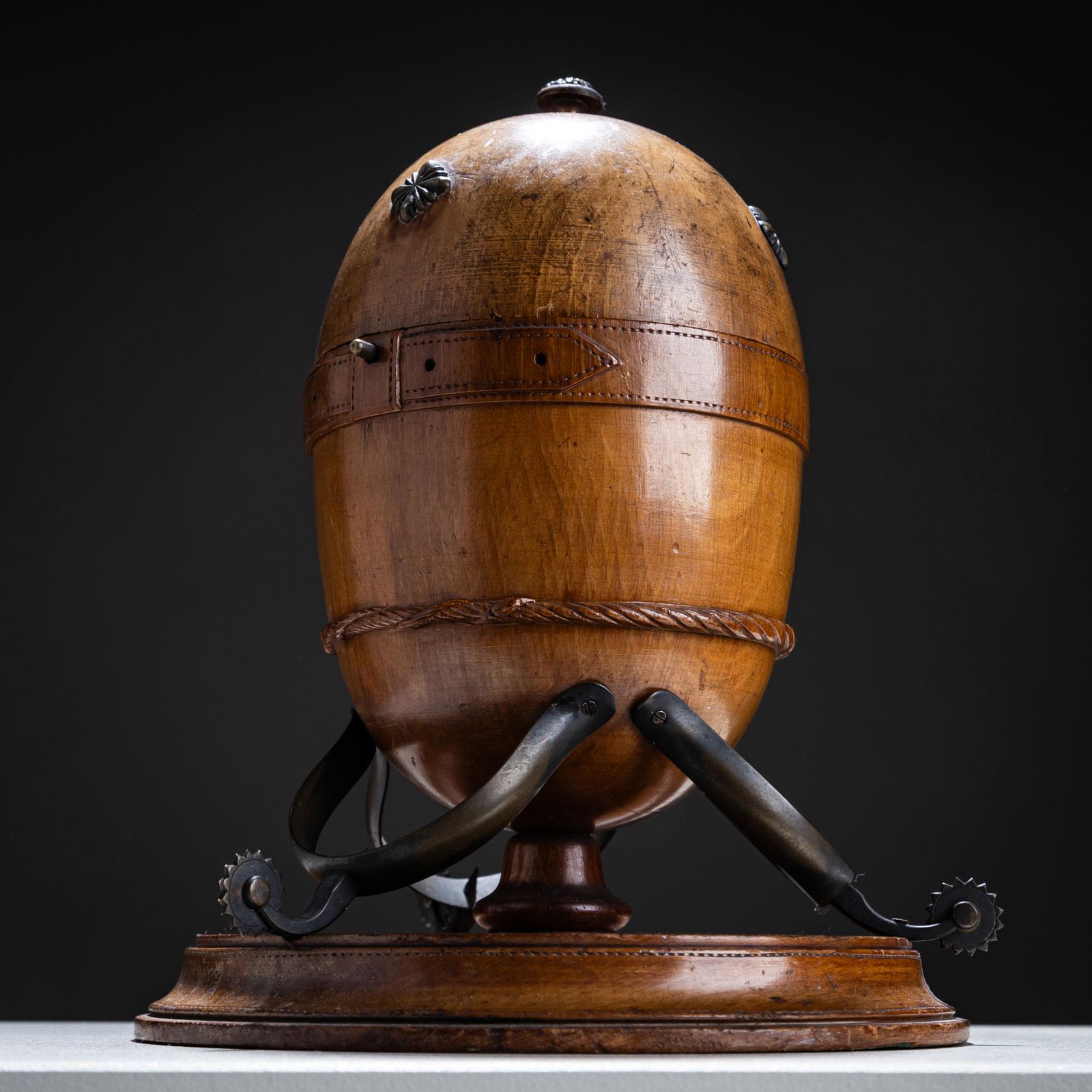 Caja de madera en forma de huevo de la Maison Alphonse Giroux, París, 2ª mitad del s. XIX en Bueno estado para la venta en Greding, DE