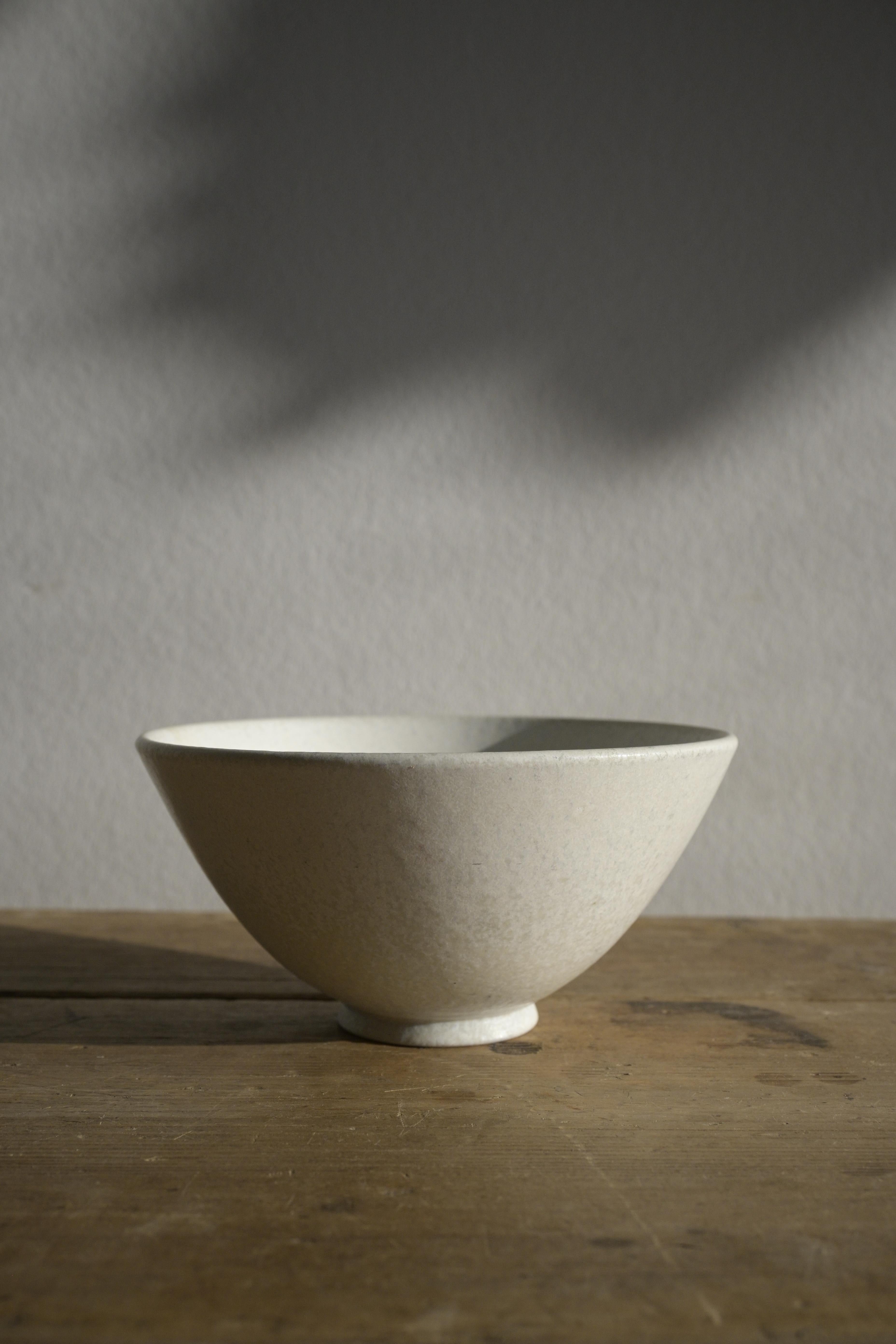 Egg-shell Mimosa White Bowl by Gunnar Nylund for Rörstrand, Sweden, 1950s 3