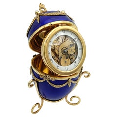 Salimbeni de plata de ley con esmalte azul Fabergé estilo huevo