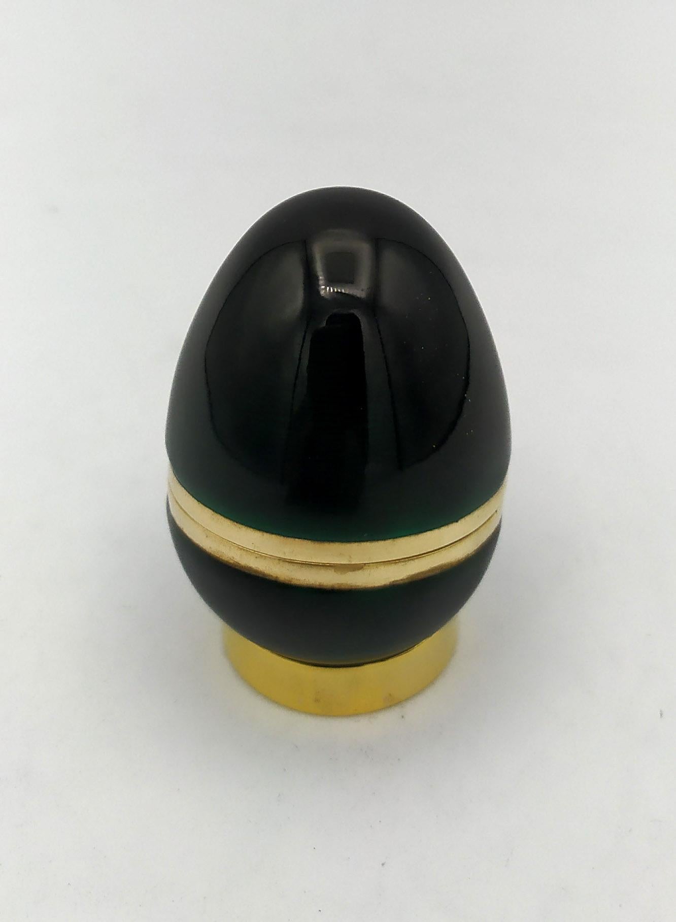 Metà XX secolo Uovo stile Faberge smalto marrone scuro  Salimbeni in argento Sterling di piccole dimensioni in vendita