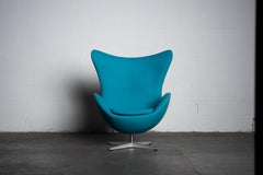 'Egg' Swivel Chair by Arne Jacobsen for Fritz Hansen, Signed