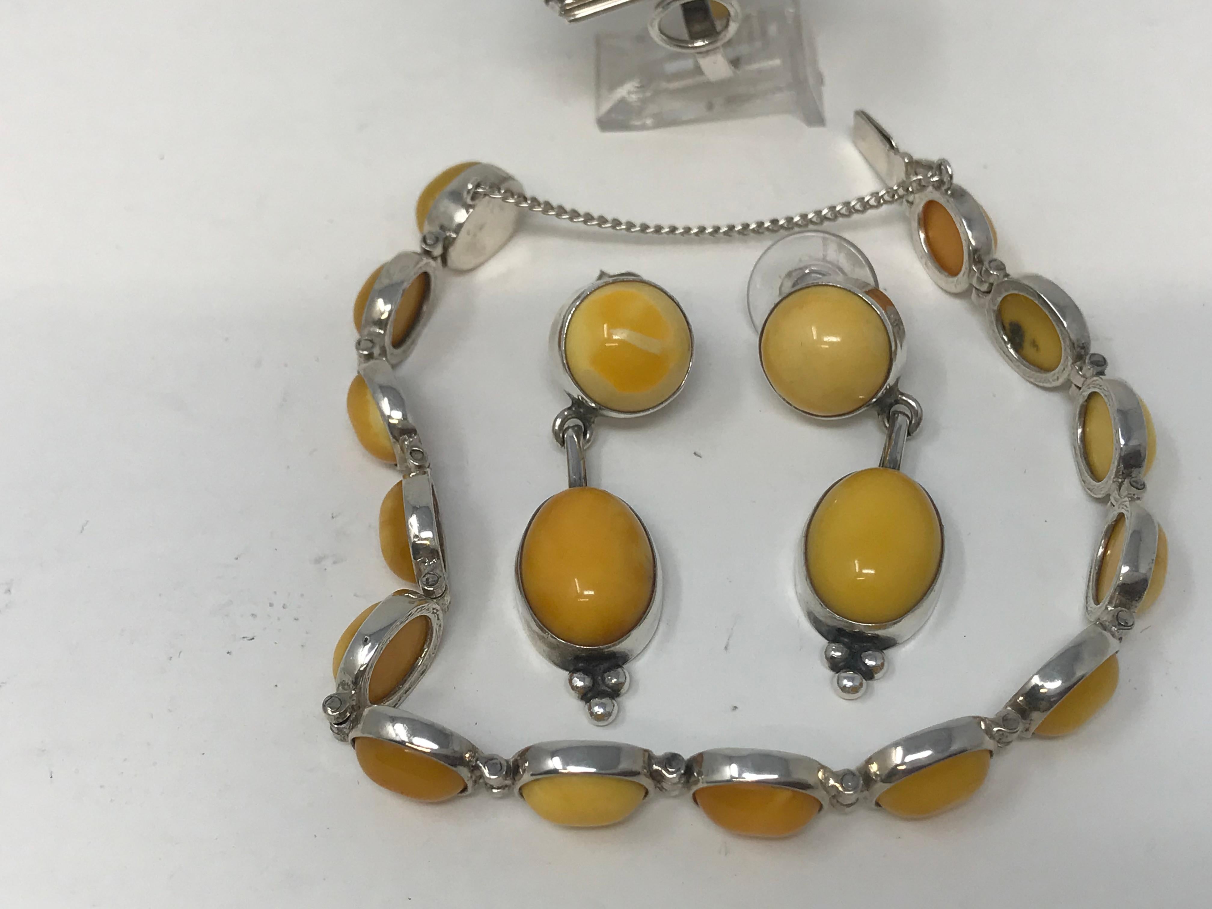 Oval Cut Egg Yolk and Amber Silver Set of Bracelet Earrings & Ring For Sale