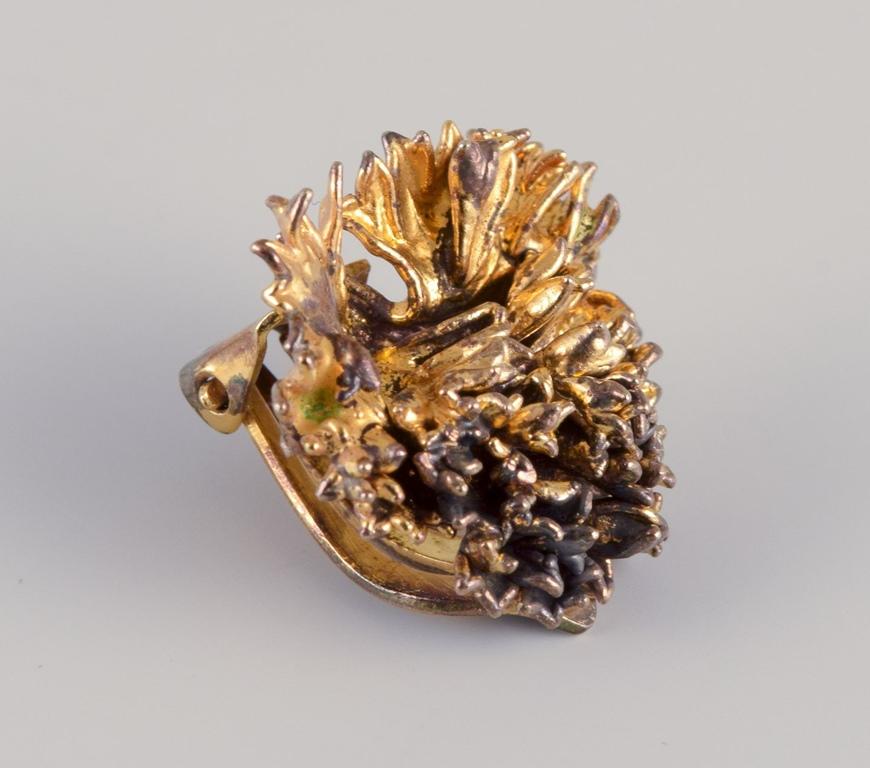 Donna Eggert, Flora Danica Gioielli. Un paio di fermagli per orecchie 