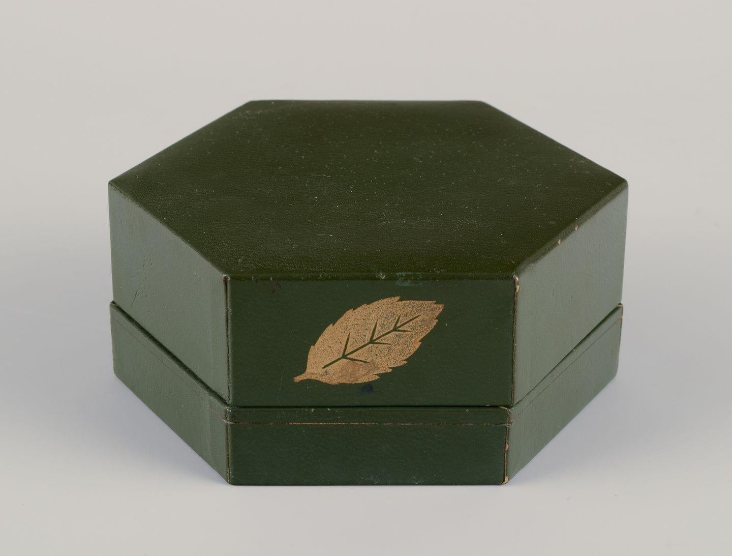 Eggert, Flora Danica Joyería. Gran broche 