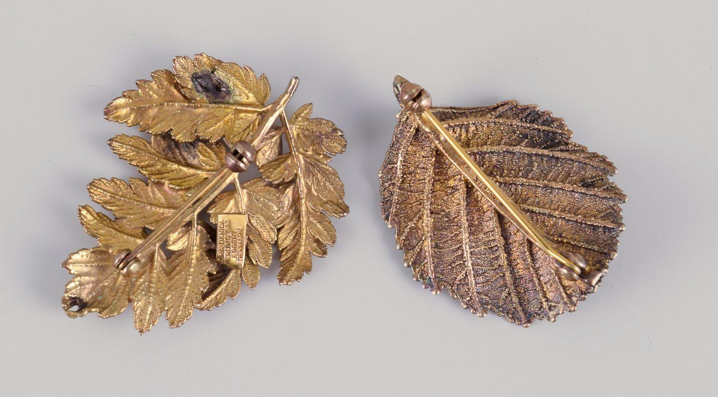 Women's Eggert, Flora Danica Jewellery. Two leaf-shaped brooches. Ca. 1980s For Sale