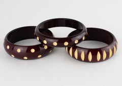 Bracelet rigide en galalithe « Aubergine » avec gravures géométriques, lot de trois