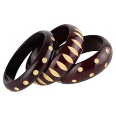Bracelet rigide en galalithe « Aubergine » avec gravures géométriques, lot de trois