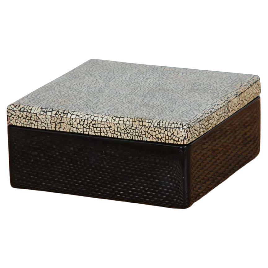 Eggshell box by Annam Heritage, 20th century work