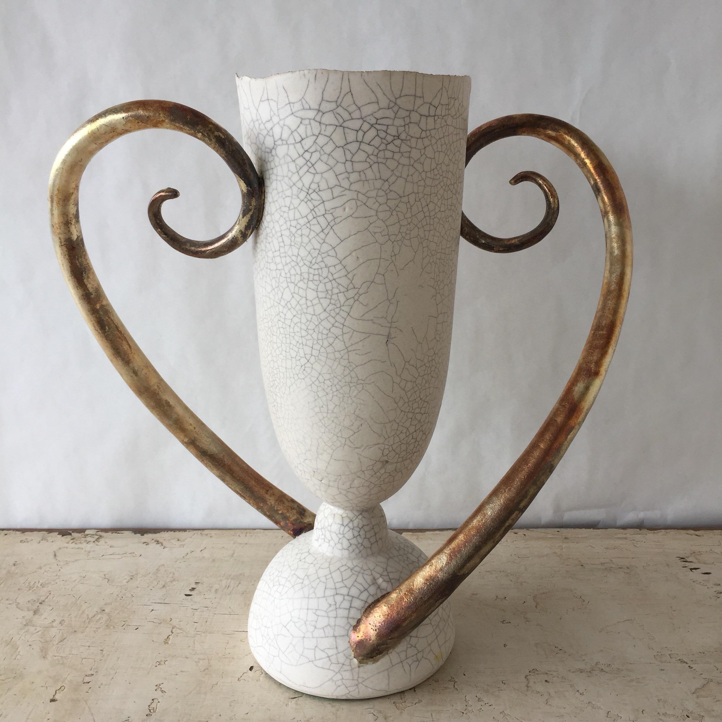 Eggshell Crackled Ceramic Trophy Vase 1