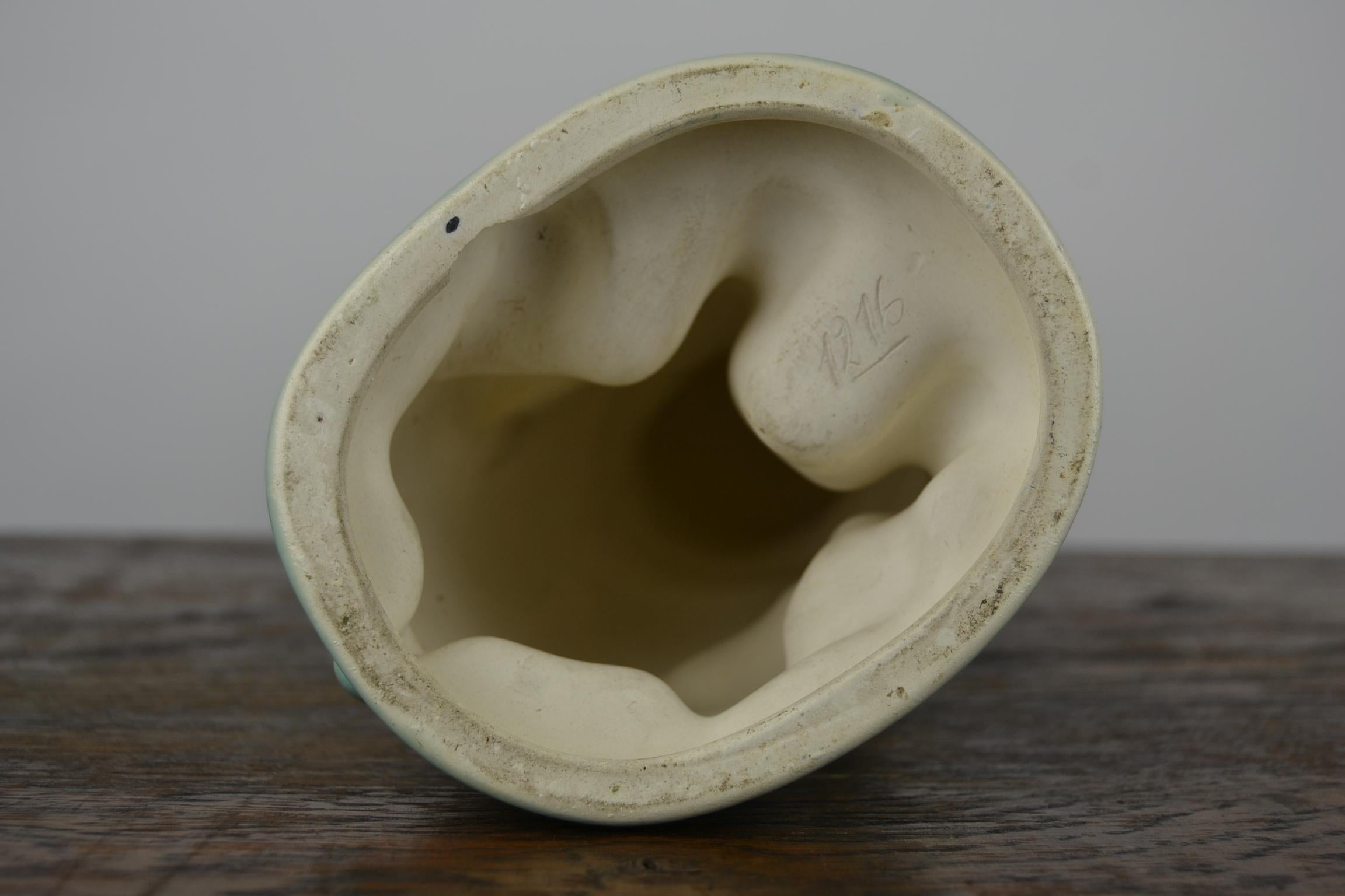 Eggshell Green Art Deco Porcelain Bulldog Figurine, 1930s 8