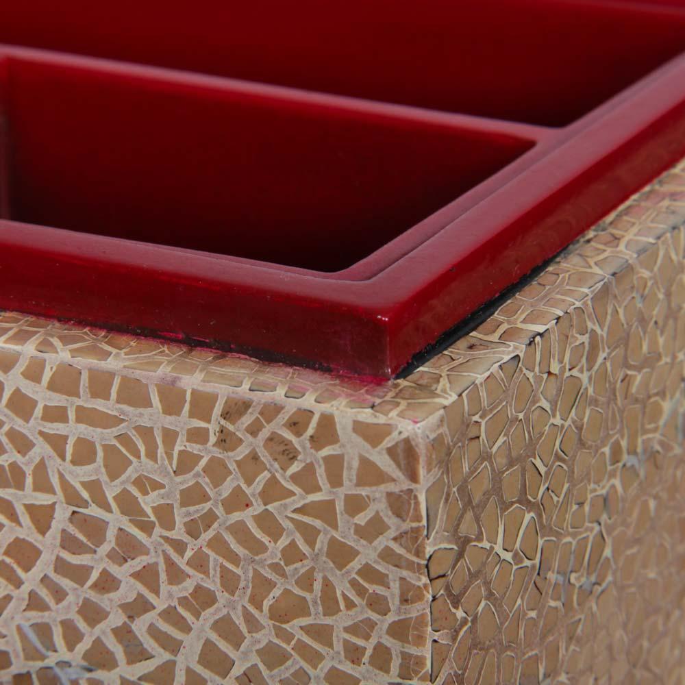 Eggshell lacquer box, late 20th century work en vente 1