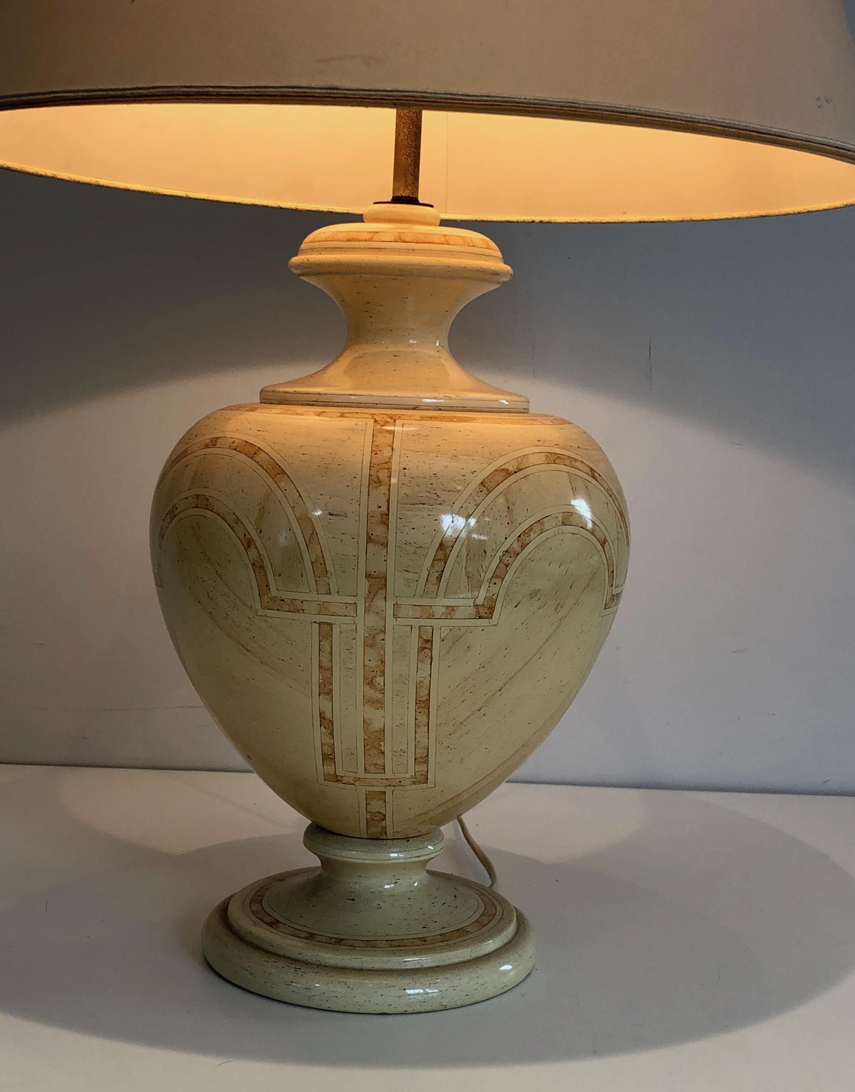 Wood Eggshell Lacquered Table Lamp with Interlacing Decors, French Work, circa 1970 For Sale