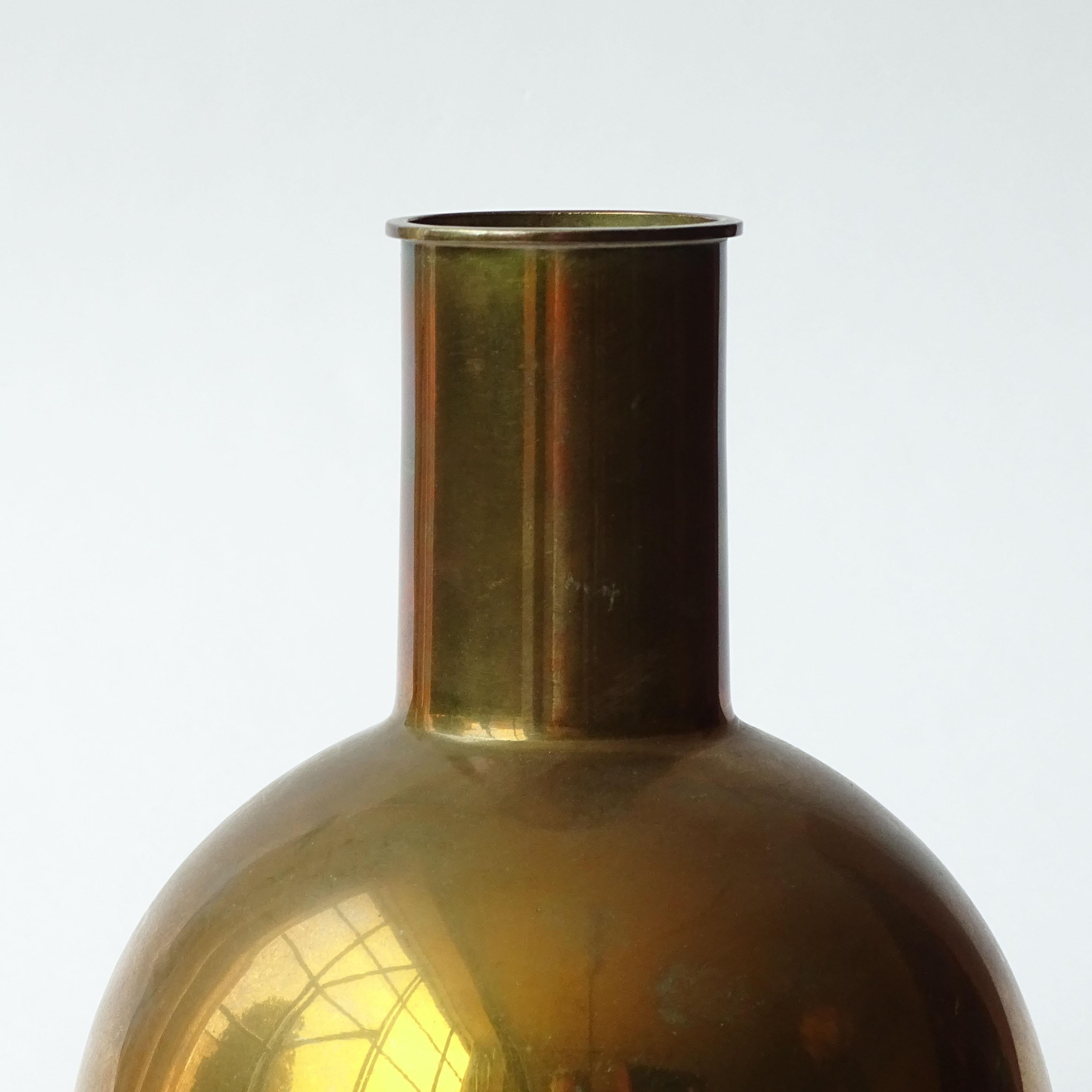 Mid-Century moderno Vaso in ottone di Egidio Broggi Italia 1960s in vendita