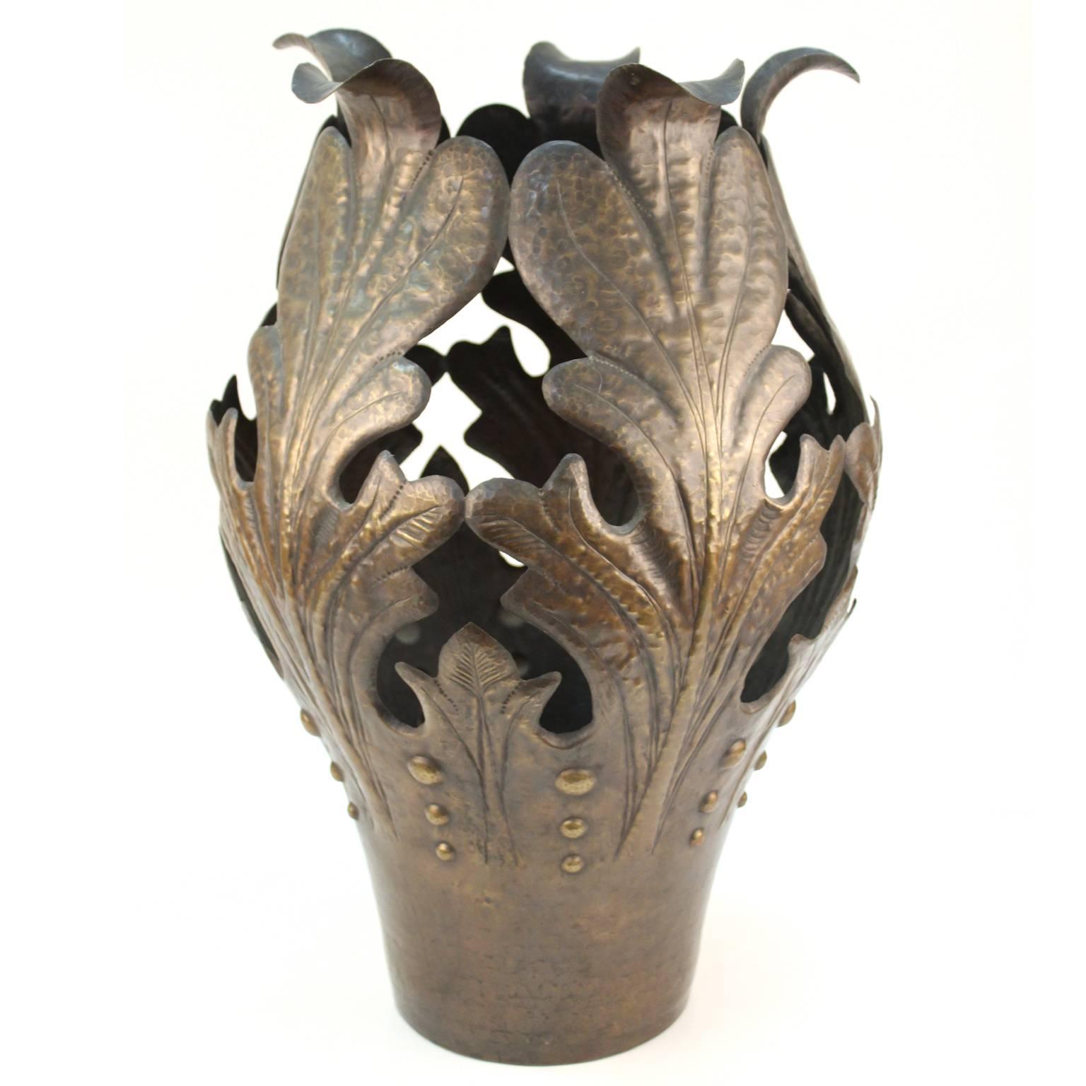 Egidio Casagrande Italian Modernist Monumental Hammered Brass Vase In Good Condition In New York, NY