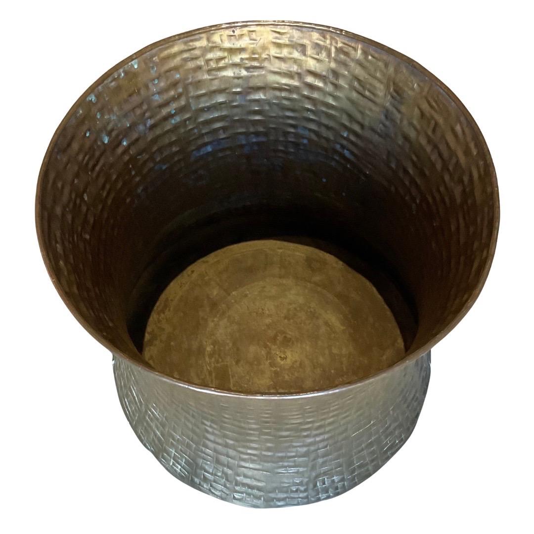 Egidio Casagrande Textured Brass Planter In Good Condition For Sale In Los Angeles, CA