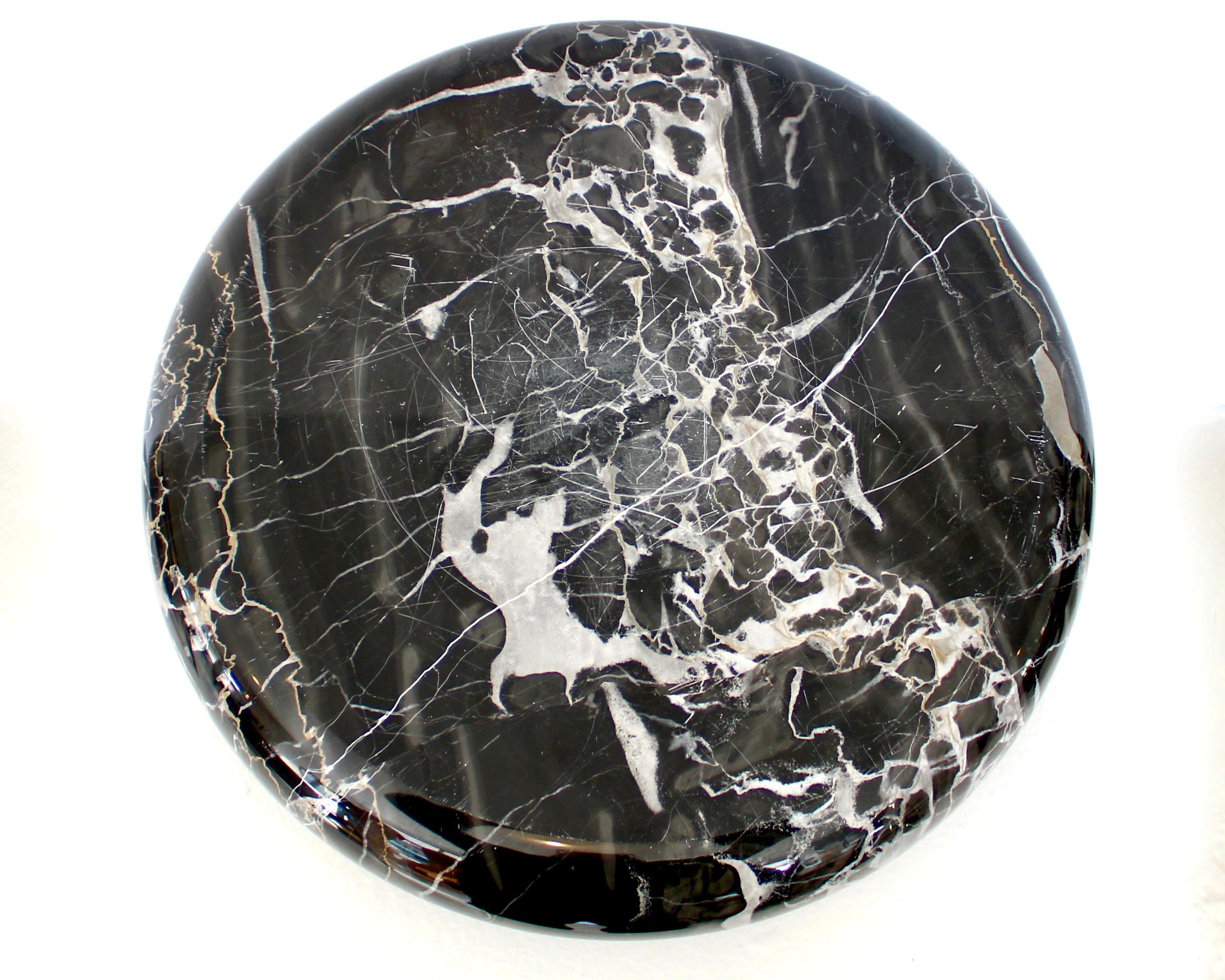 Egidio Di Rosa e Pier Alessandro Giusti Up&Up Piatto in marmo nero o Vide Poche in vendita 2