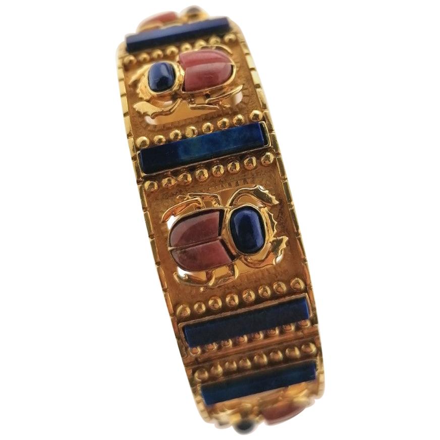 Egiptian Revival 18 Karat Yellow Gold Bangle with Rhodochrosite and Lapis Lazul For Sale