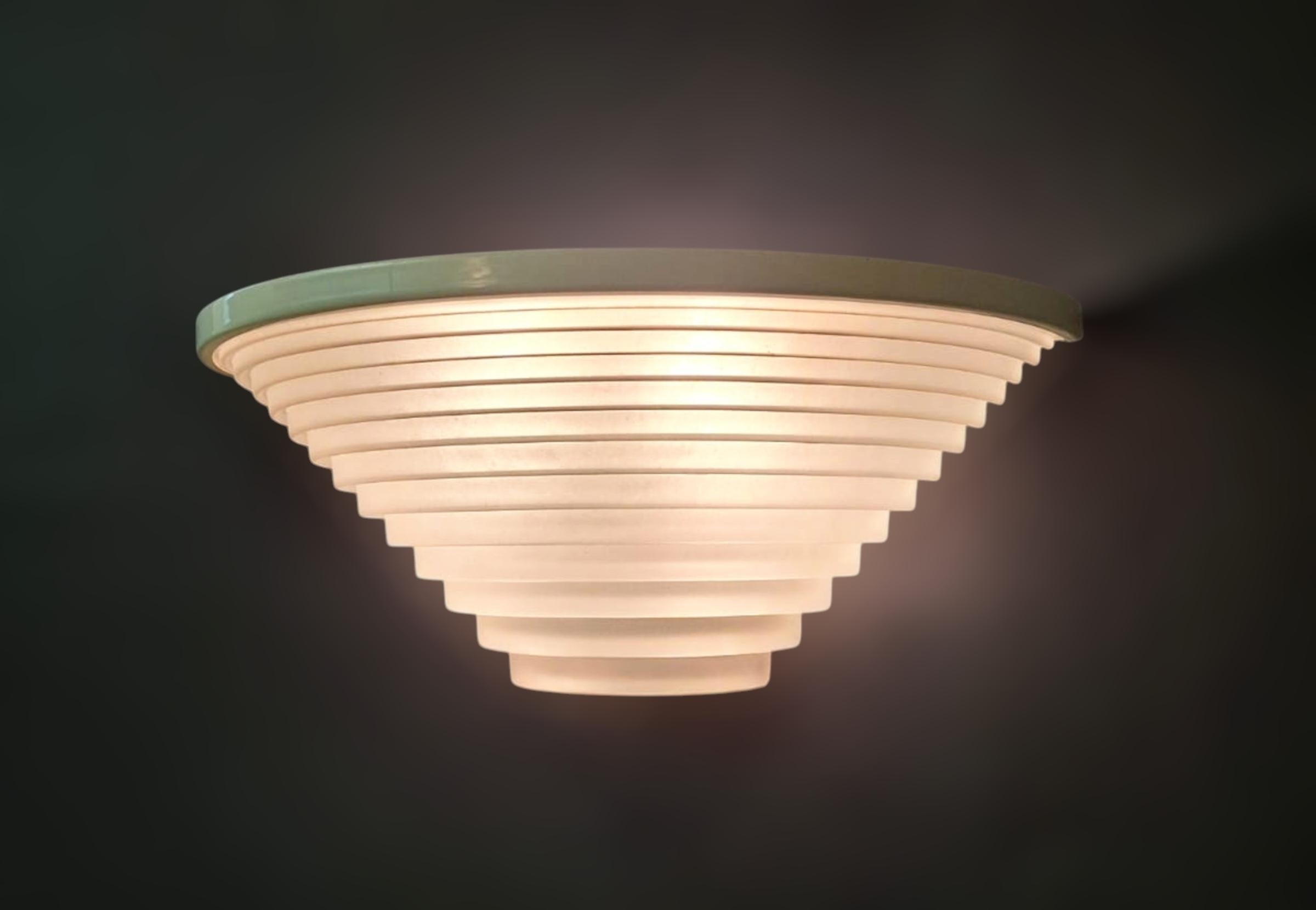 Lámpara Egisto 38 de Artemide, 3 Disponibles siglo XX en venta