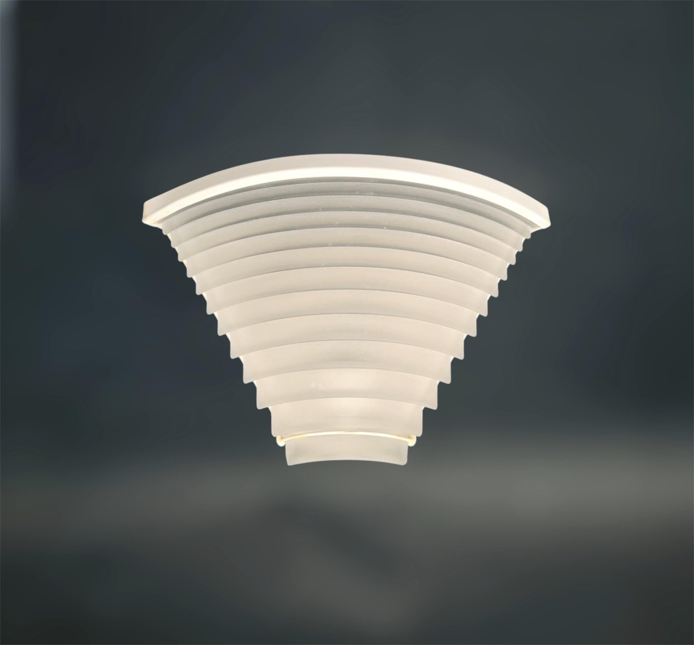 Mid-Century Modern Egisto Angolo Corner Sconce by Artemide, 4 Available For Sale