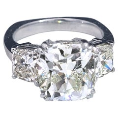 Bague de fiançailles à 3 pierres en or 18 carats avec diamant coussin de 5,05 carats certifié EGL K/VS2