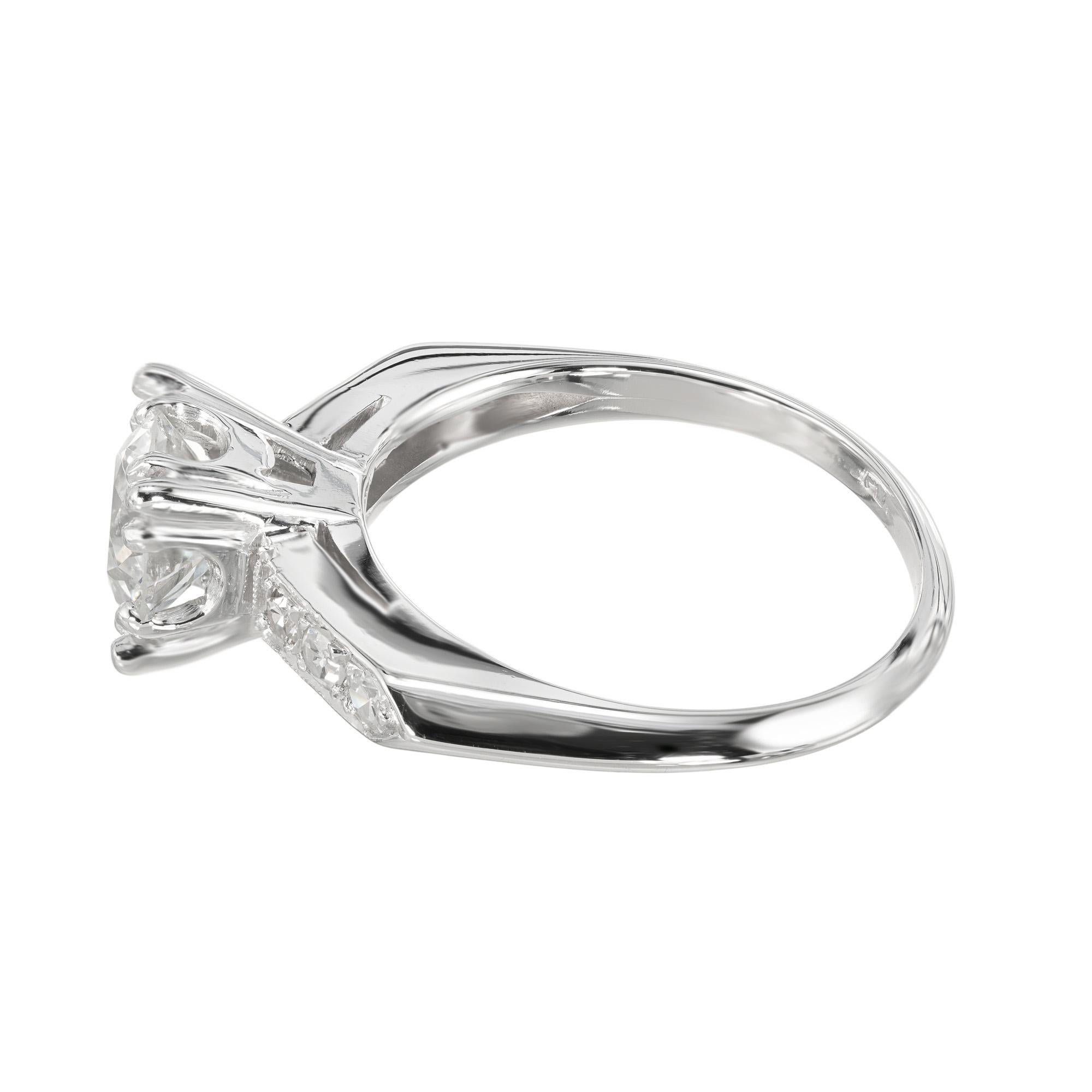 90 Karat Verlobungsring aus Platin mit Diamanten im Übergangsschliff Damen im Angebot