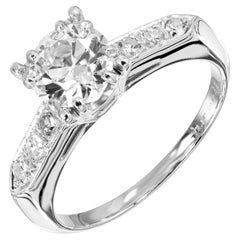 Bague de fiançailles en platine avec diamant taille transitionnelle de 0,90 carat