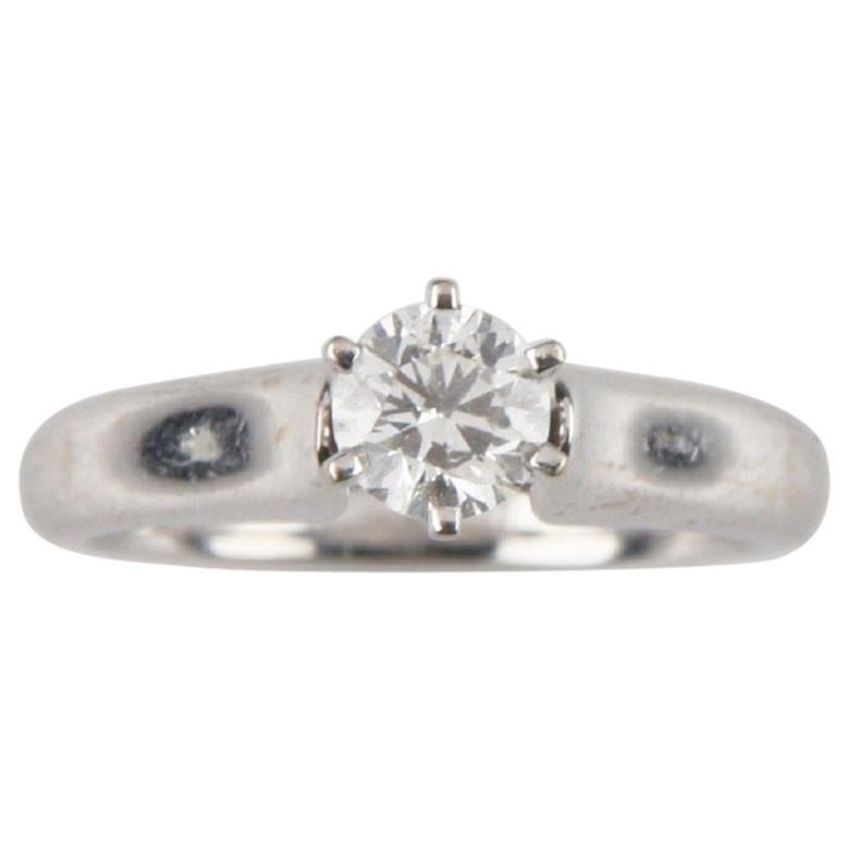 Bague solitaire en or blanc 14 carats sertie d'un diamant G/ SI3 de 0,52 carat certifié EGL en vente