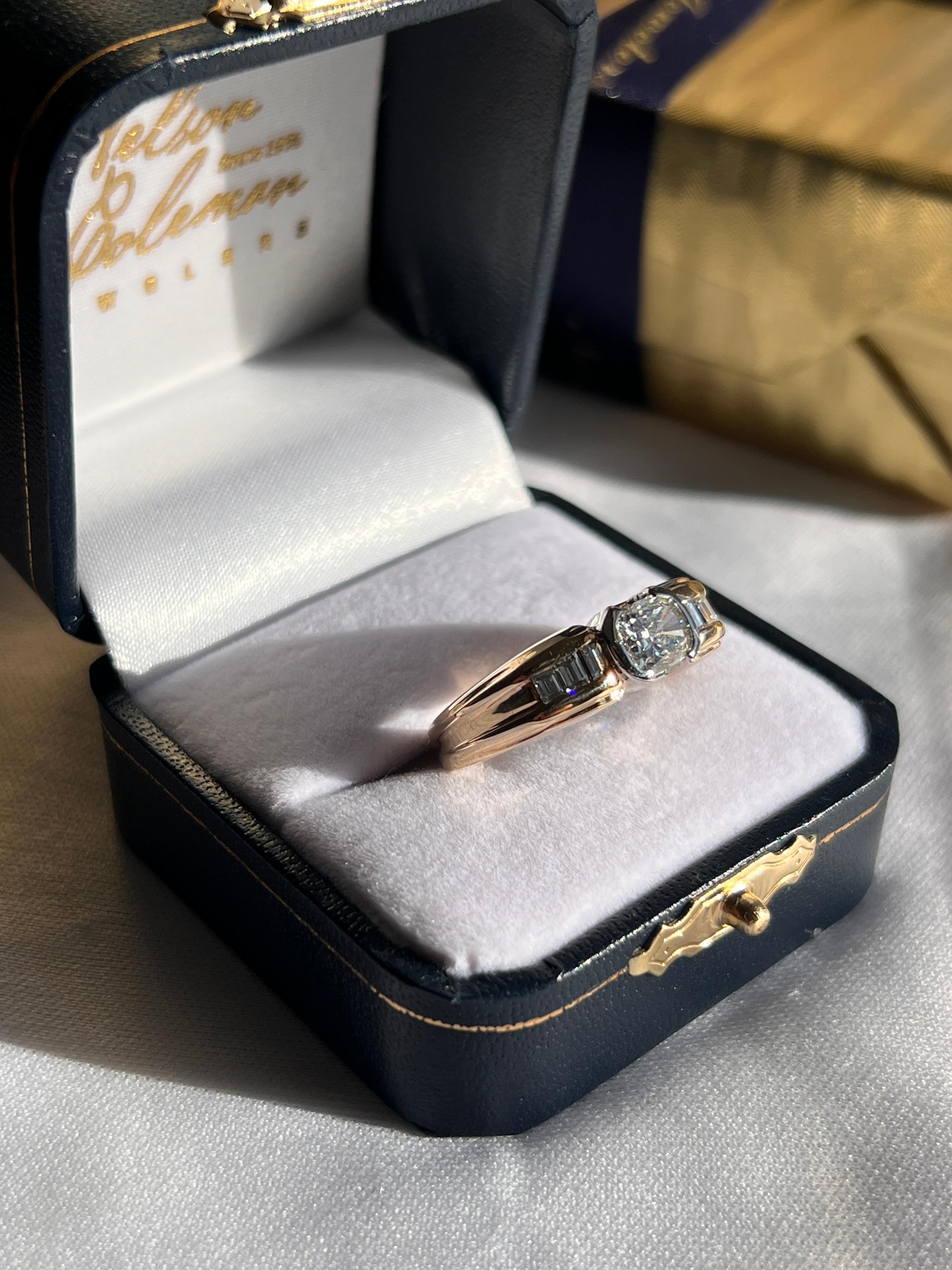 Taglio cuscino Anello nuziale/di rappresentanza in oro giallo 14k con diamante bicolore certificato EGL da 1,02 carati in vendita