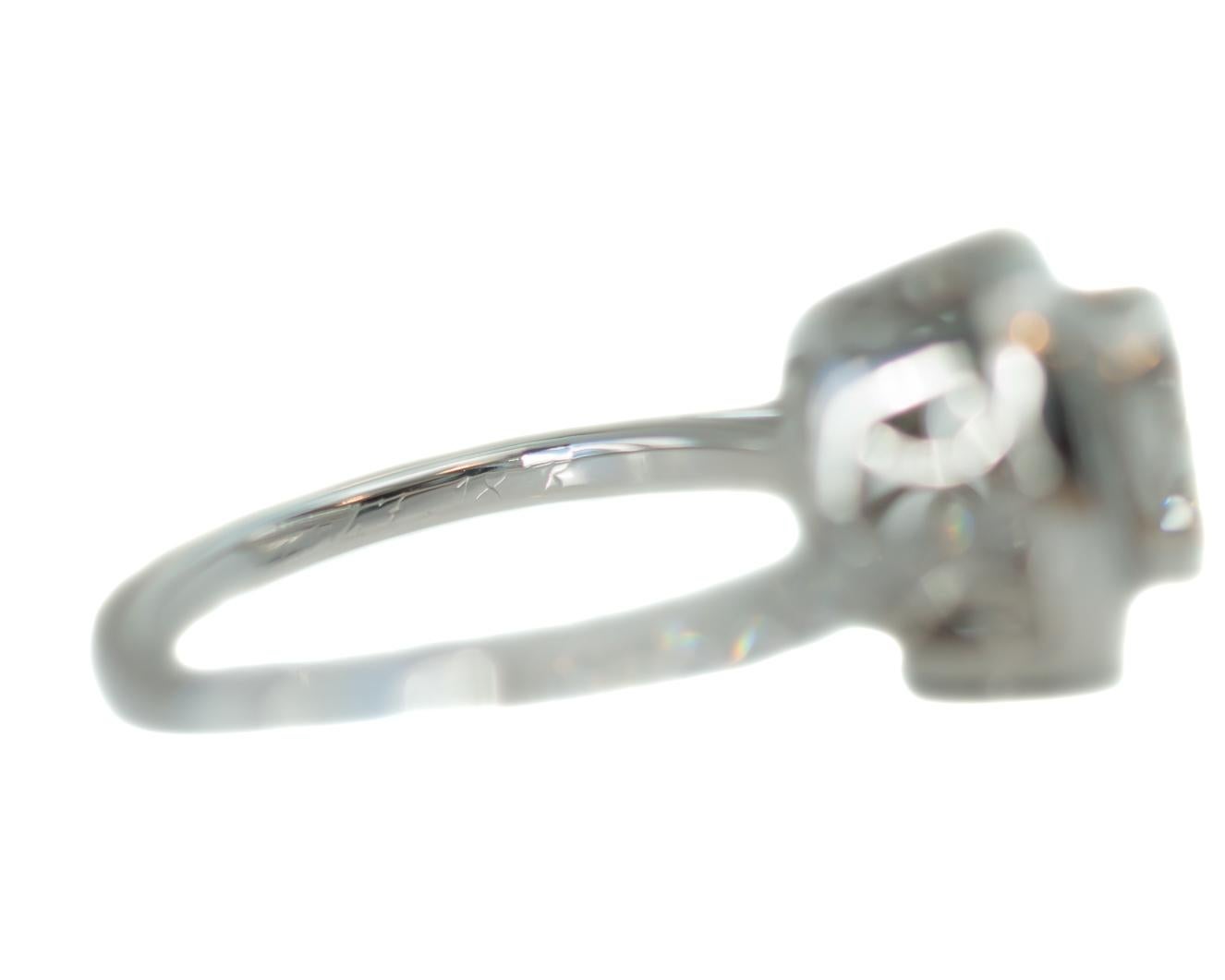EGL Certified 1.04 Carat Princess Cut Diamond Halo 18 Karat Gold Engagement Ring For Sale 2