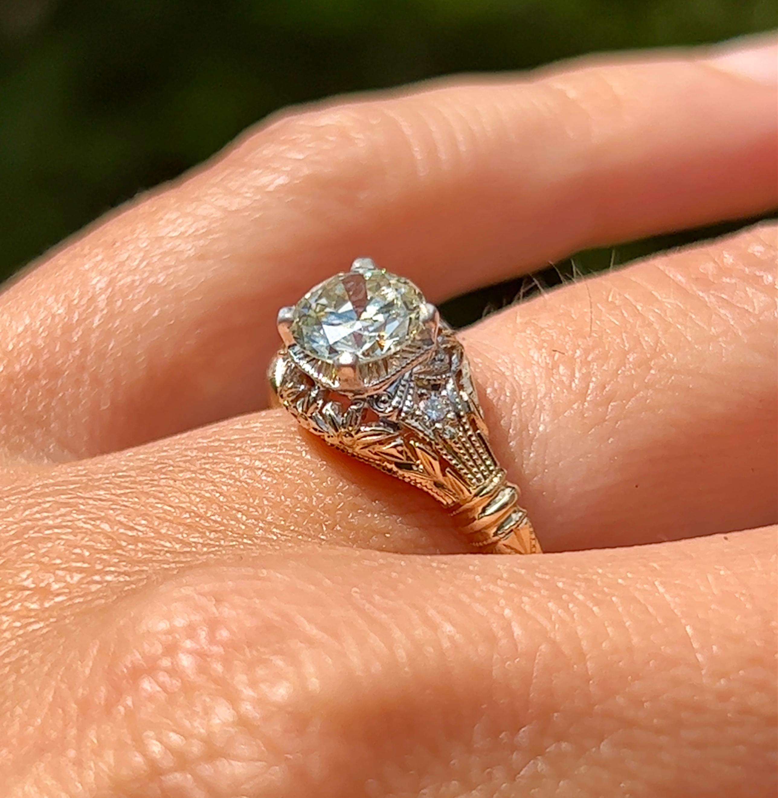 Filigraner Verlobungsring mit EGL-zertifiziertem 1,16 Karat Diamant im europäischen Schliff in 14K 3